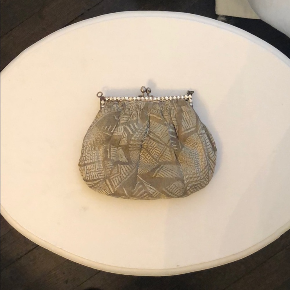 Cute vintage clutch!